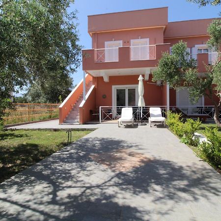 Laconian Collection Mavrovouni Beach House ยีธิโอ ภายนอก รูปภาพ
