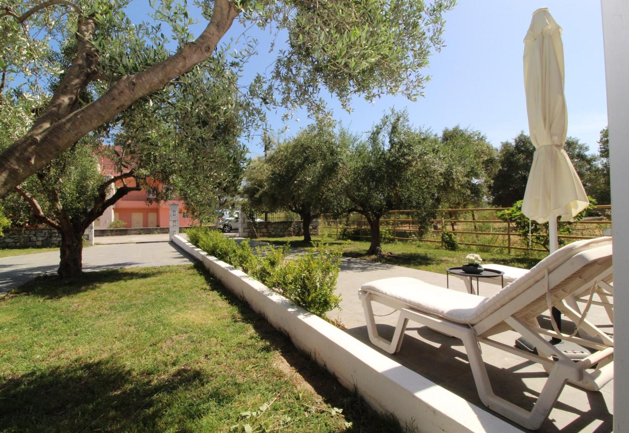 Laconian Collection Mavrovouni Beach House ยีธิโอ ภายนอก รูปภาพ
