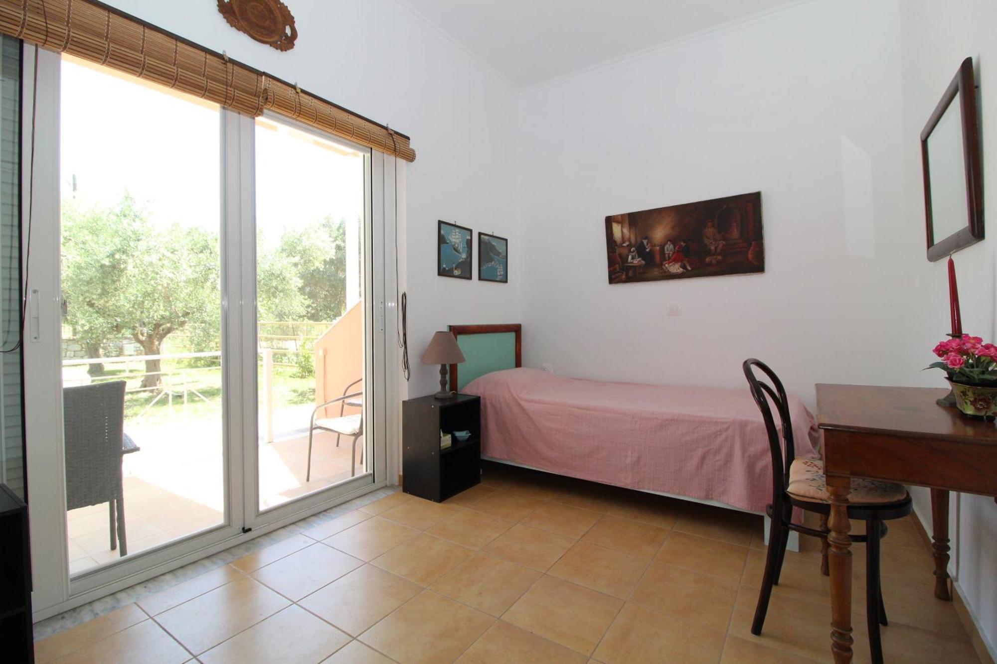 Laconian Collection Mavrovouni Beach House ยีธิโอ ภายนอก รูปภาพ