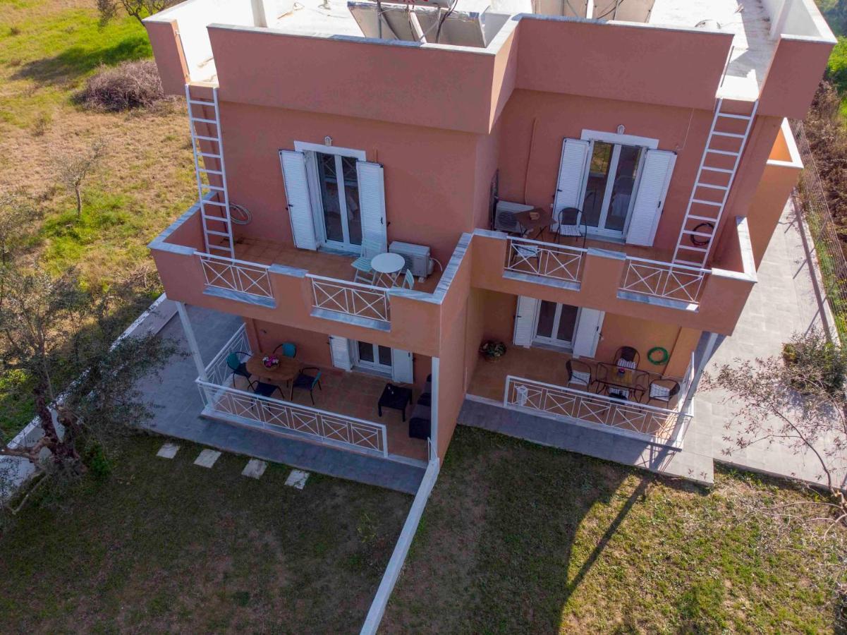 Laconian Collection Mavrovouni Beach House ยีธิโอ ภายนอก รูปภาพ
